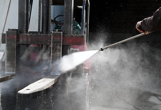 Best Parking Lot and Garage Cleaning  in Bradley Gardens, NJ